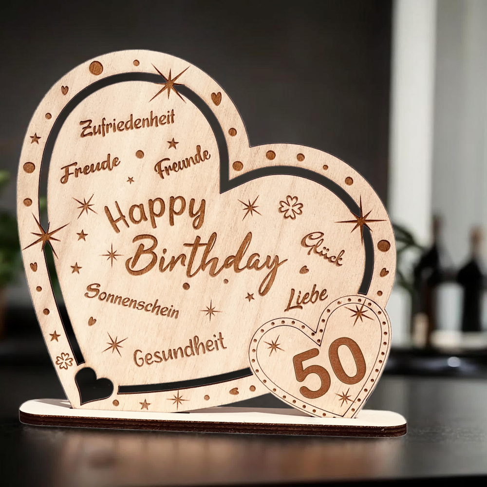 Kunstvoll graviertes Holz-Herz "Happy Birthday" mit Zahl 50, Geschenk & Deko zum Geburtstag